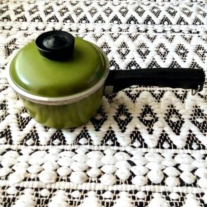 Club Cookware Saucepan with Lid